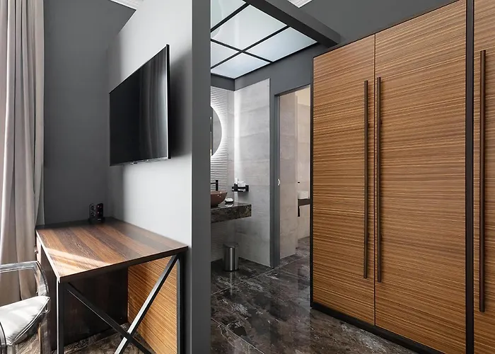Hotel Poerio 25 Boutique Stay